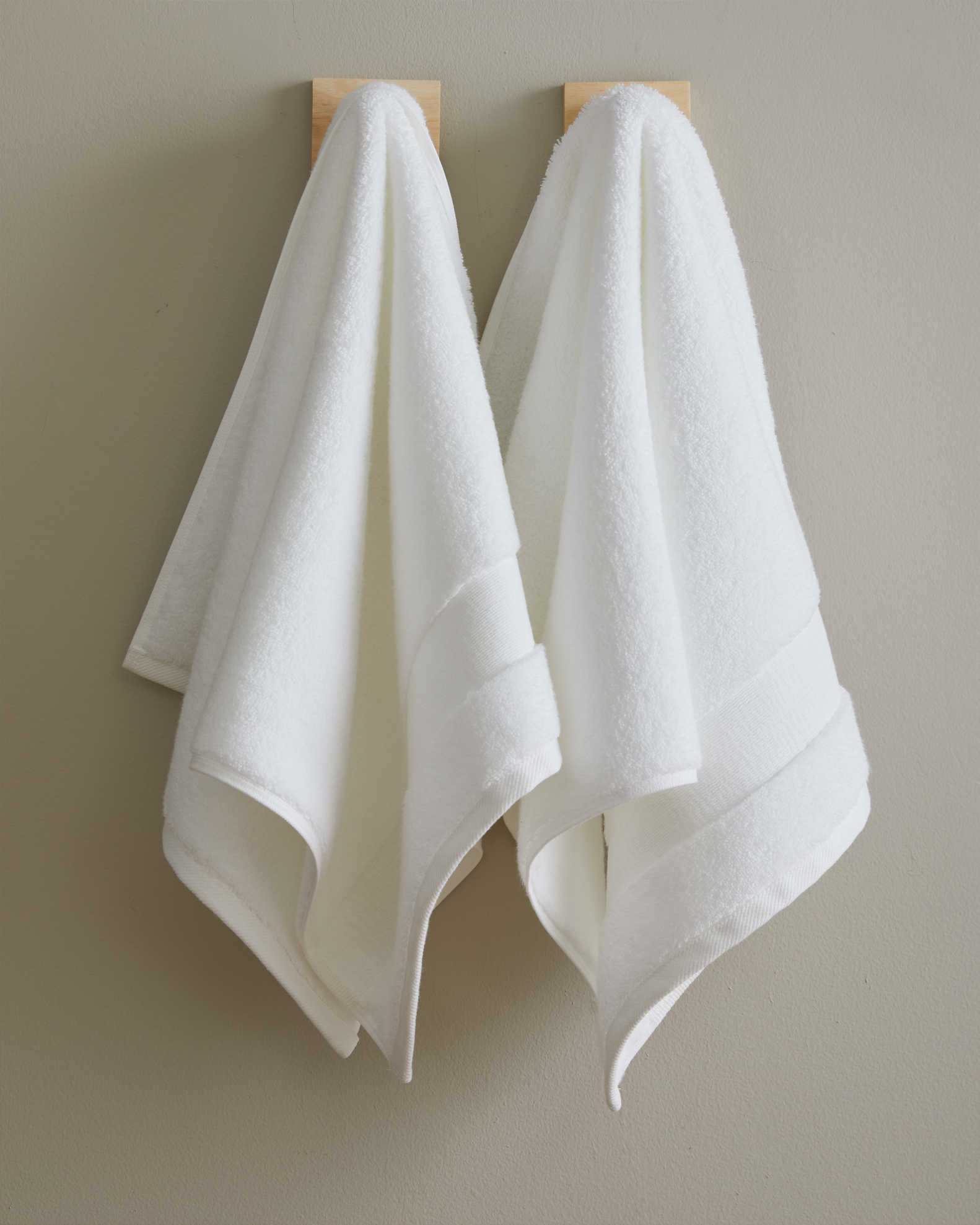 حوله حمام 100*150 برق لامع